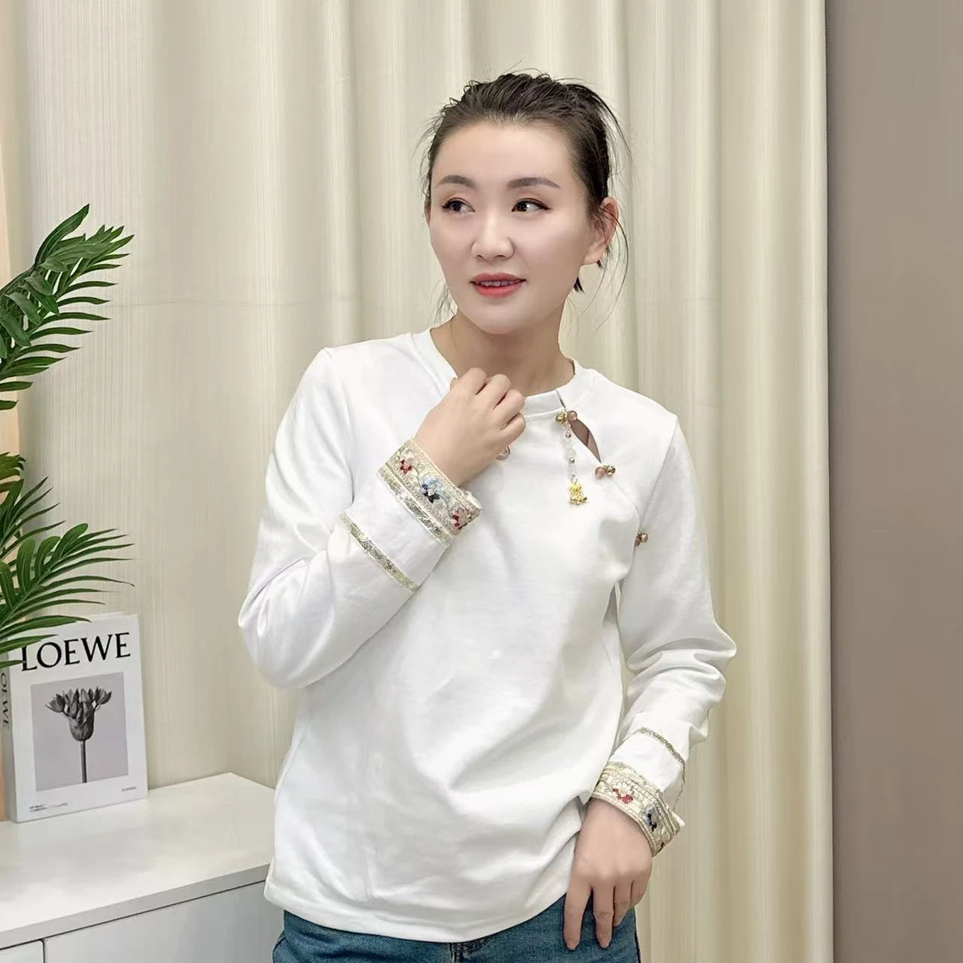 【二婷衣橱】25年新款宽松新中式国风百搭纯色洋气长袖打底衫28535