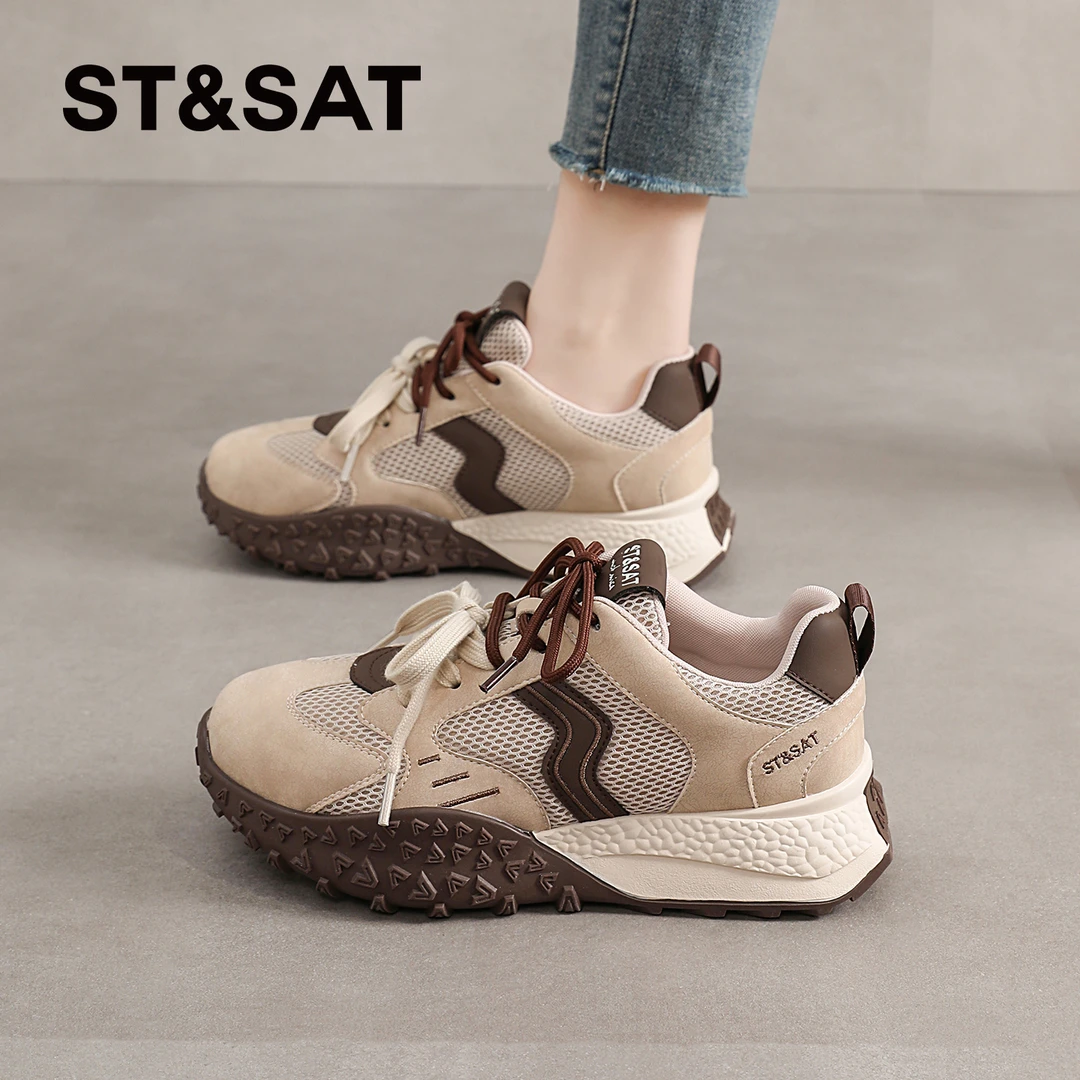 星期六德训鞋女2025秋冬新款复古百搭阿甘鞋增高潮流时尚休闲女鞋