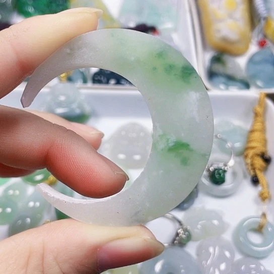 未镶嵌挂件翡翠翡翠