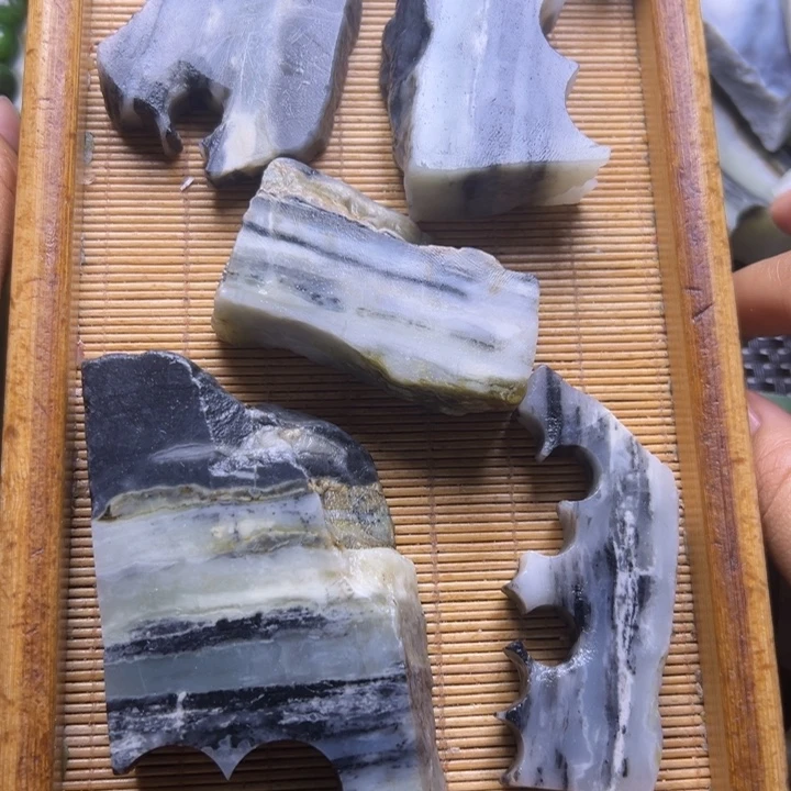 和田玉未镶嵌珠宝半成品