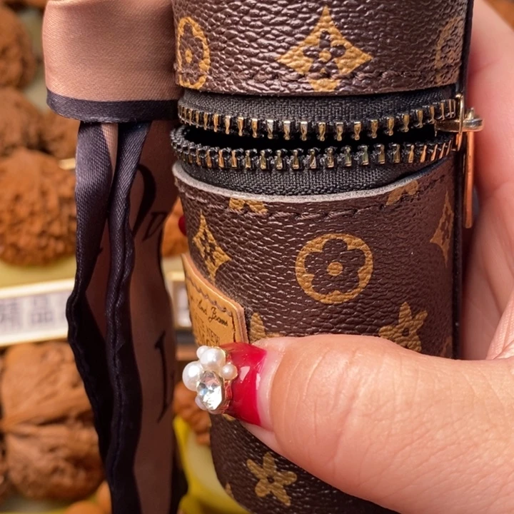 桃核吊坠文玩收纳包