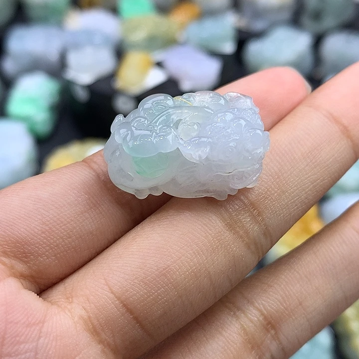 翡翠未镶嵌颈饰天然缅甸翡翠