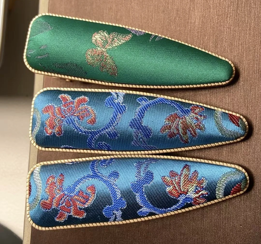 2025款非遗东方美学桑蚕丝宋锦鸭嘴夹