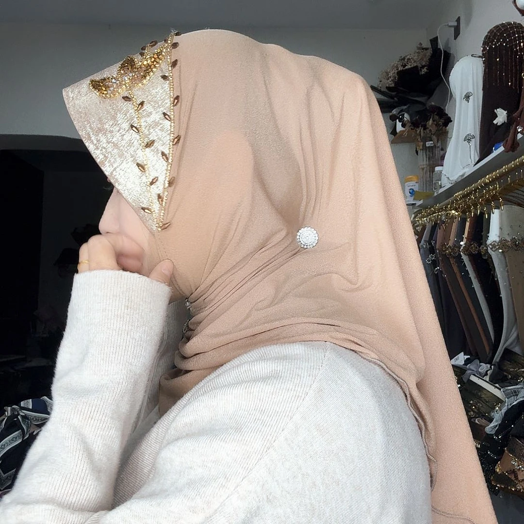 三醋酯纤维香斌色