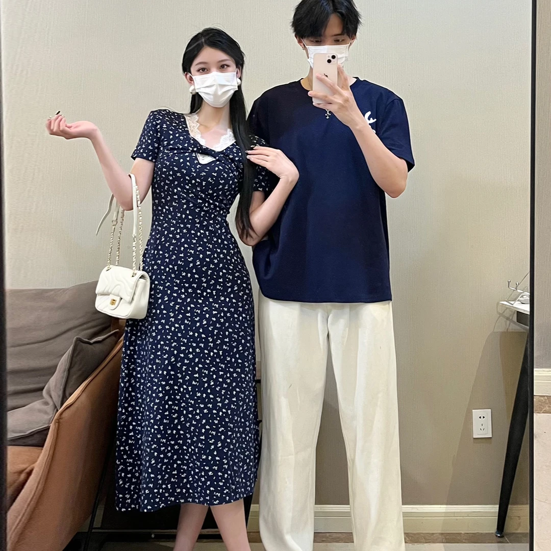 情侣装法式复古碎花气质休闲连衣裙百搭宽松纯色短袖上衣一衣一裙