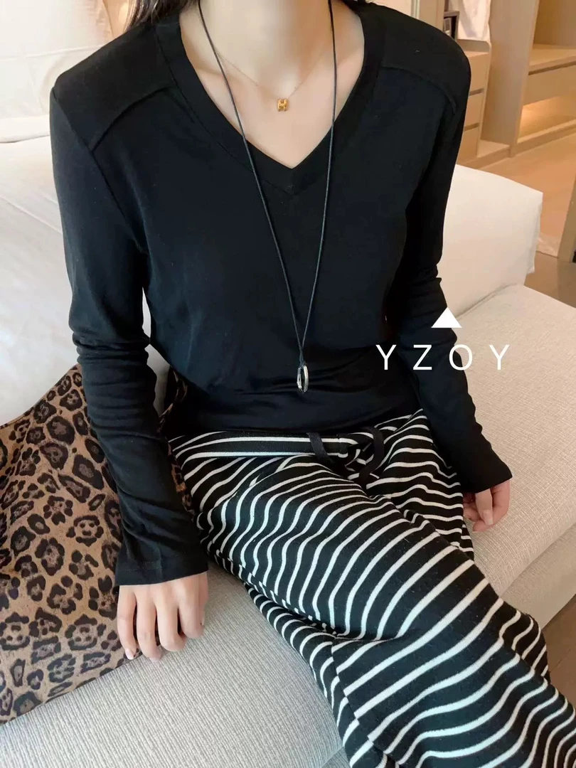 ZEMALA·新款V领打底衫