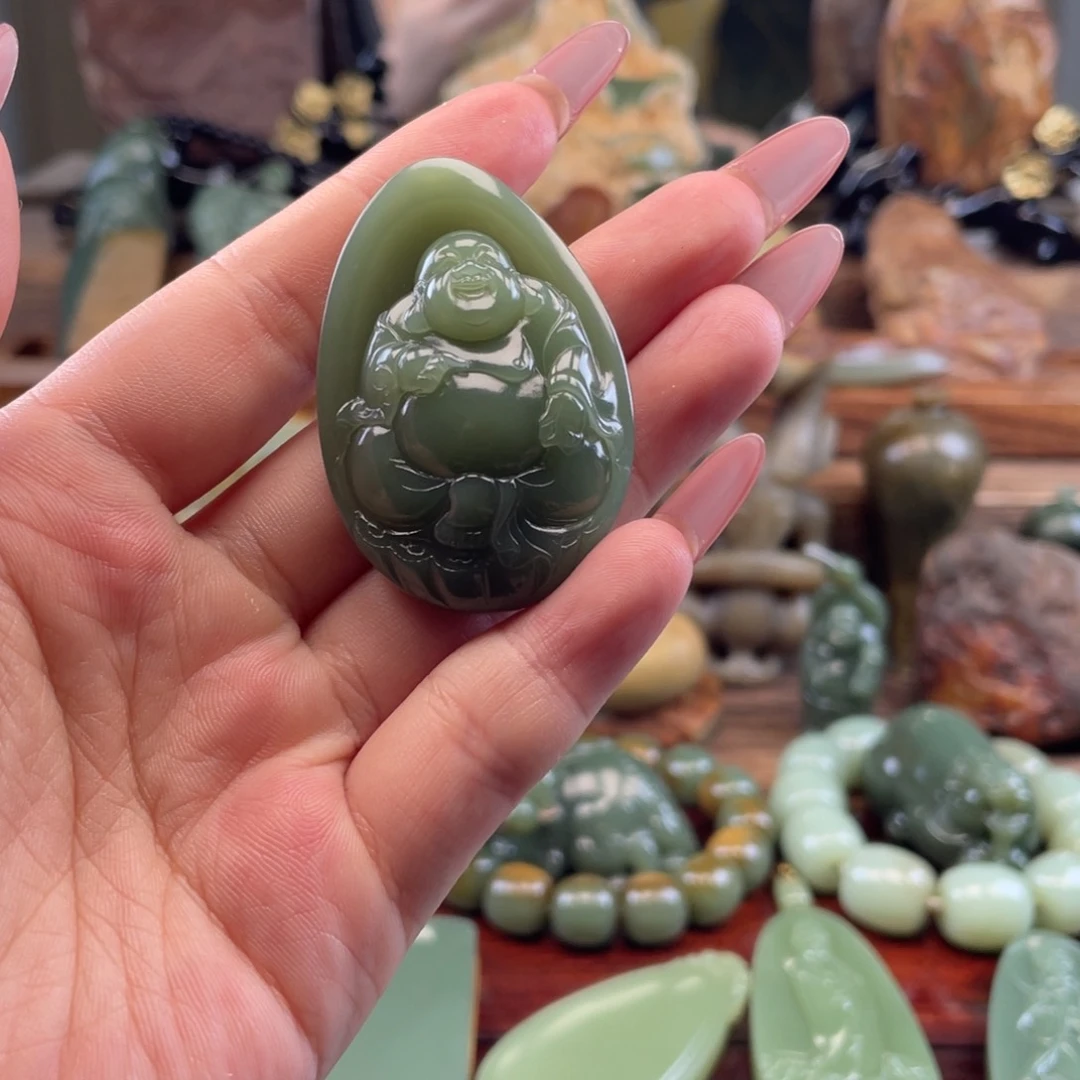 梦***忧岫岩老玉（透闪石质玉）未镶嵌颈饰