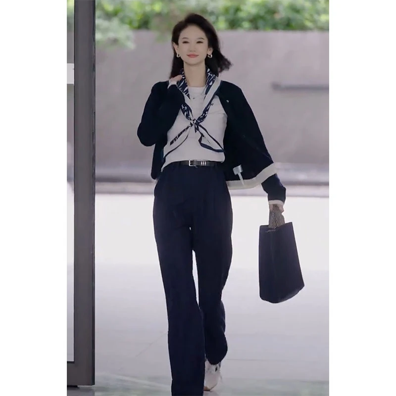 秋季时尚文艺气质穿搭丝巾撞色长袖针织开衫高腰垂感休闲裤子套装