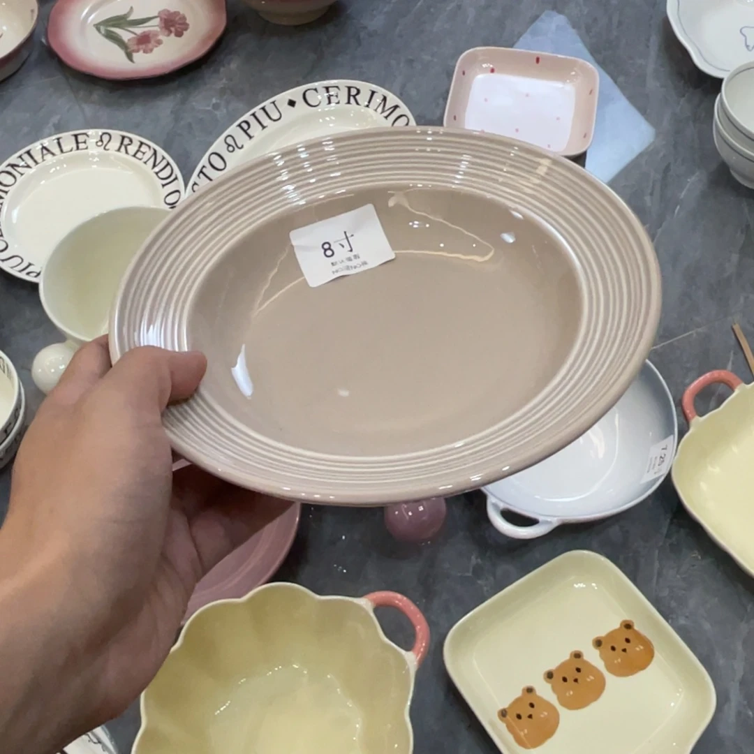 陶瓷微瑕餐具介意勿拍，满18飞！