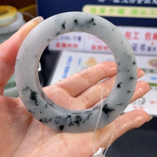 【闪购商品】定制翡翠翡翠手镯未镶嵌