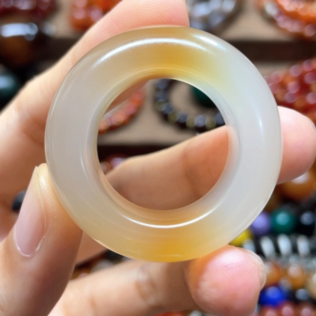 【闪购商品】玛瑙/玉髓颈饰未镶嵌越****?