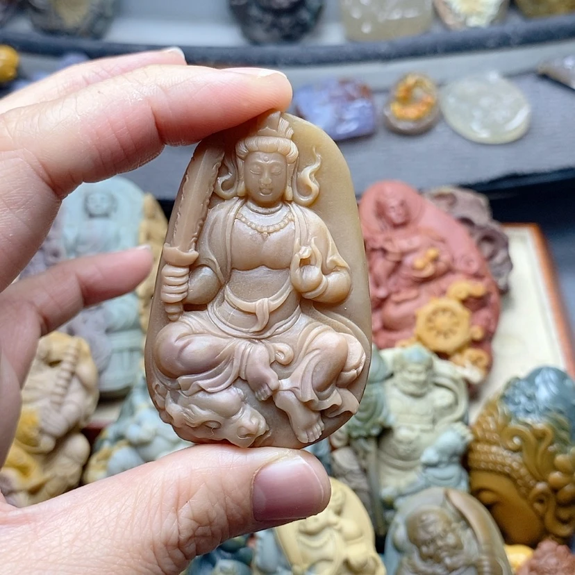 【闪购商品】定制石英质玉吊坠未镶嵌