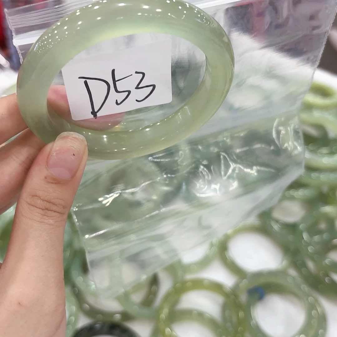 别***羊蛇纹石玉未镶嵌手镯