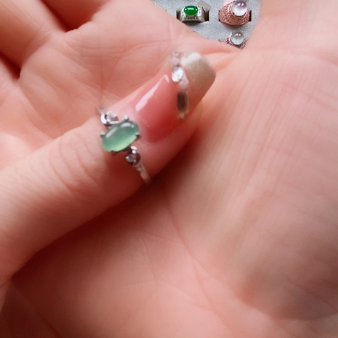 翡翠戒指银S925镶嵌z****x天然A货翡翠