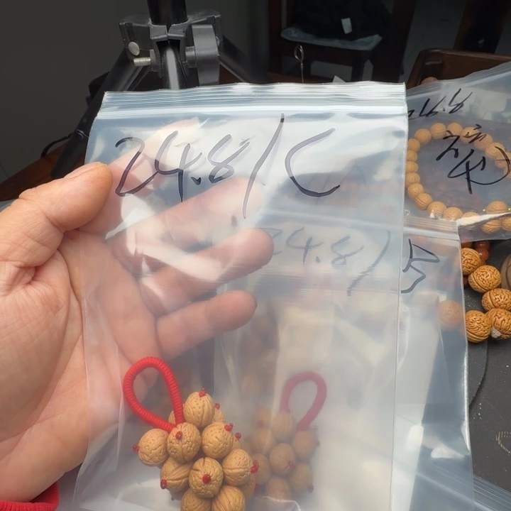 孙***春文玩核桃吊坠手工桃核福利福利