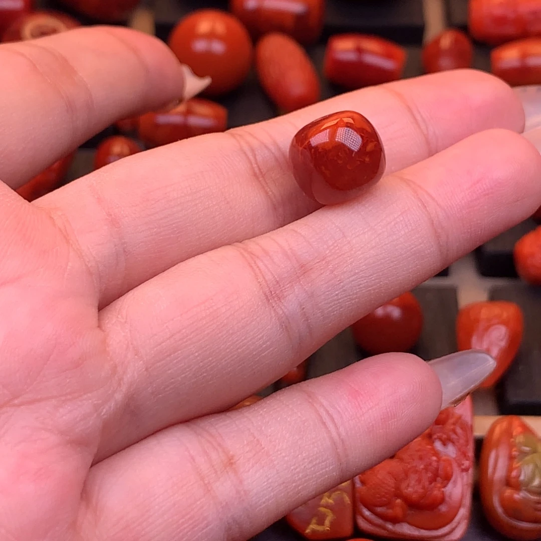 南红玛瑙未镶嵌川料原矿牛血火焰老型单珠12mm