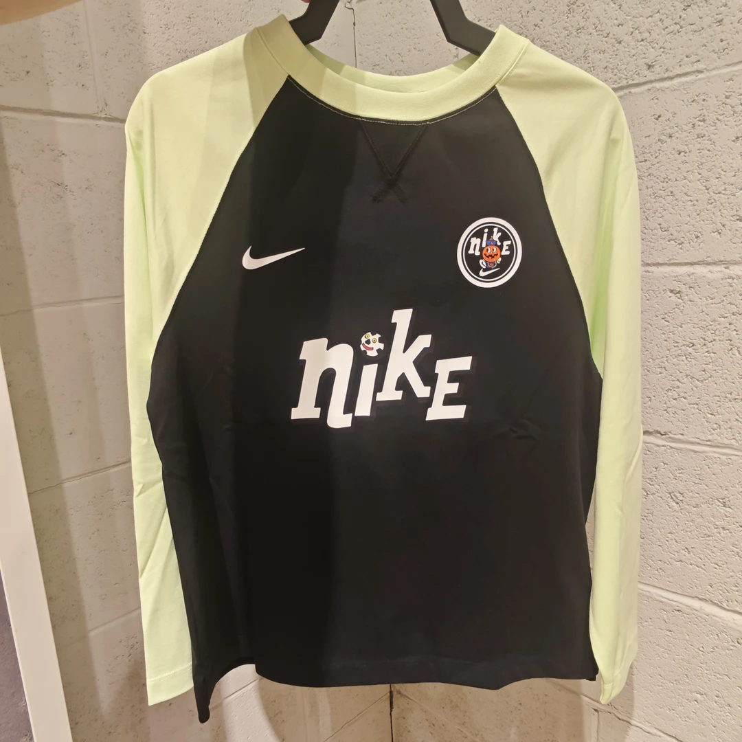 NIKE耐克大童秋季新款无领长T IO0098-010流光风