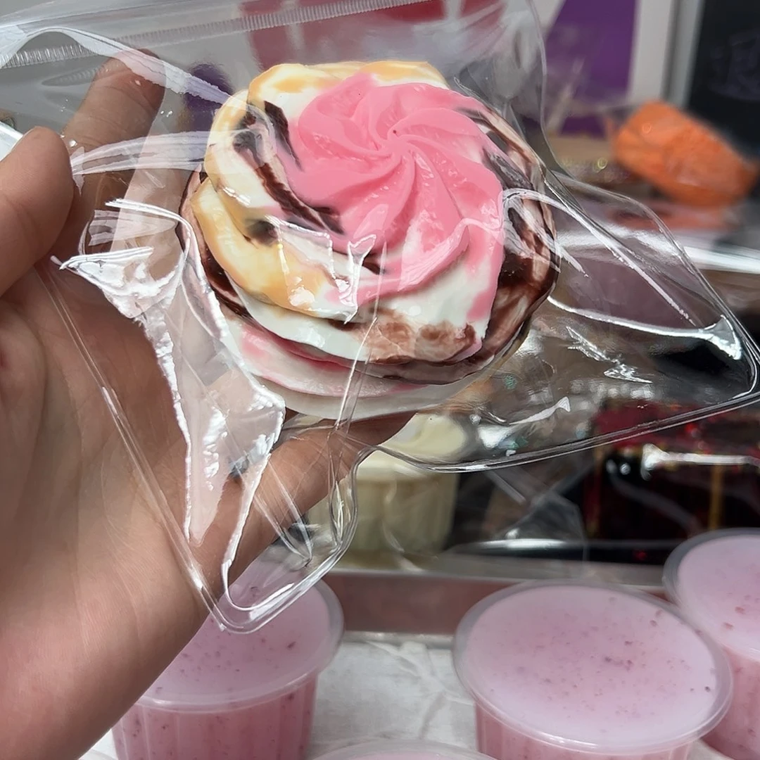 硅胶焦糖草莓两口奶油160g