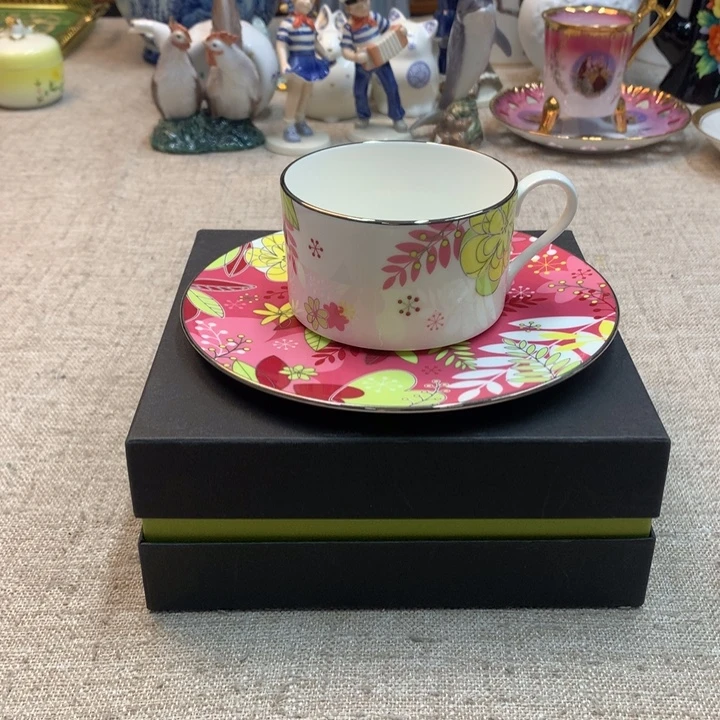 金瓷阁家的美丽瓷器