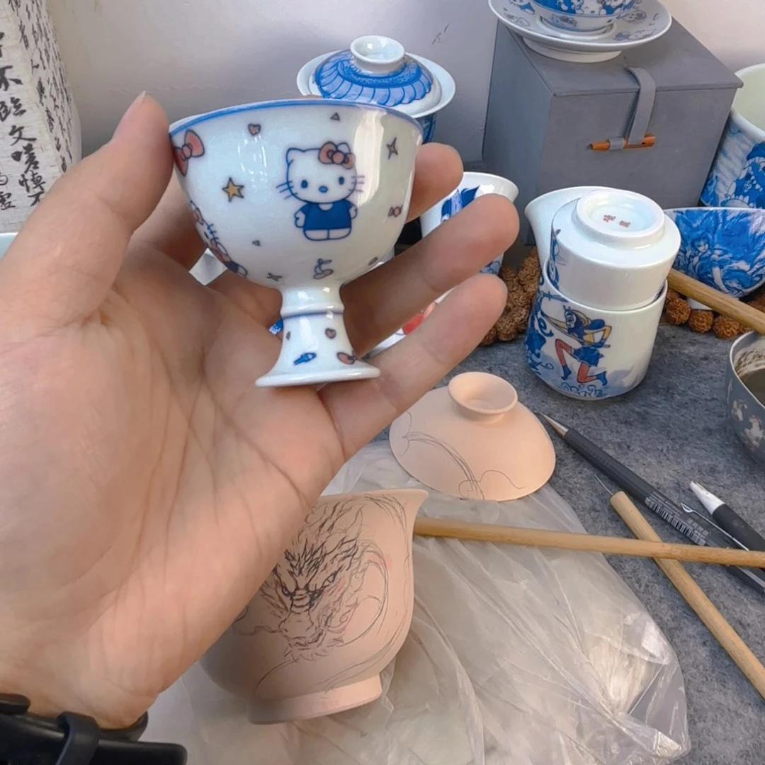景德镇陶瓷工艺动漫杯