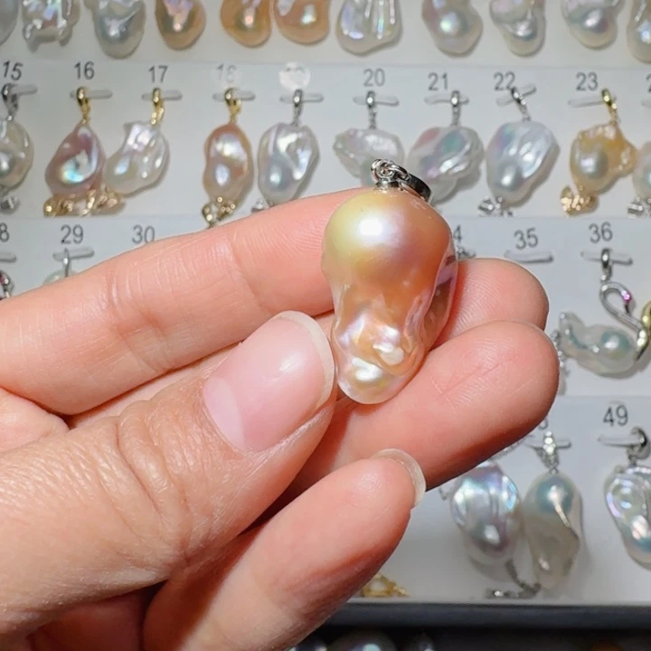 颈饰未镶嵌淡水珍珠