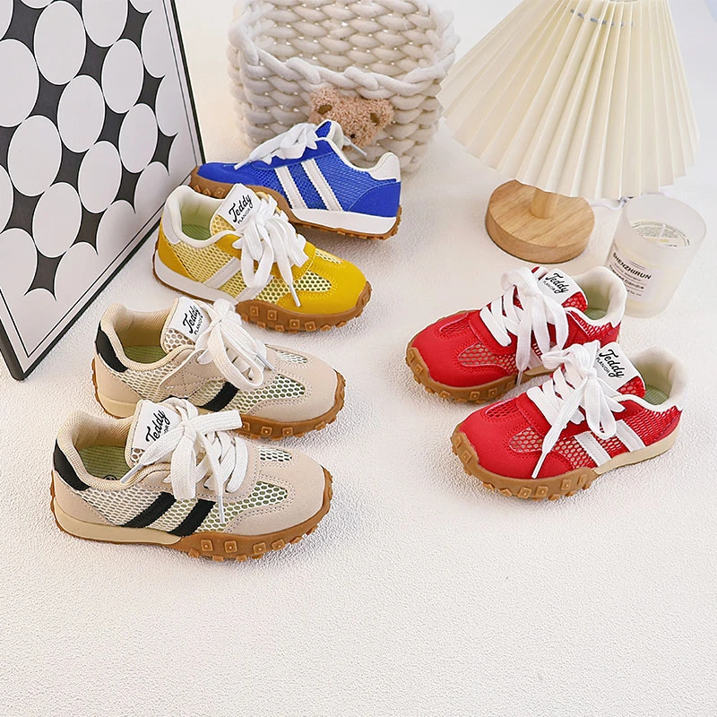 (运费补贴)爆款男女童百搭潮流时尚凉鞋防滑榴莲底单网阿甘鞋967