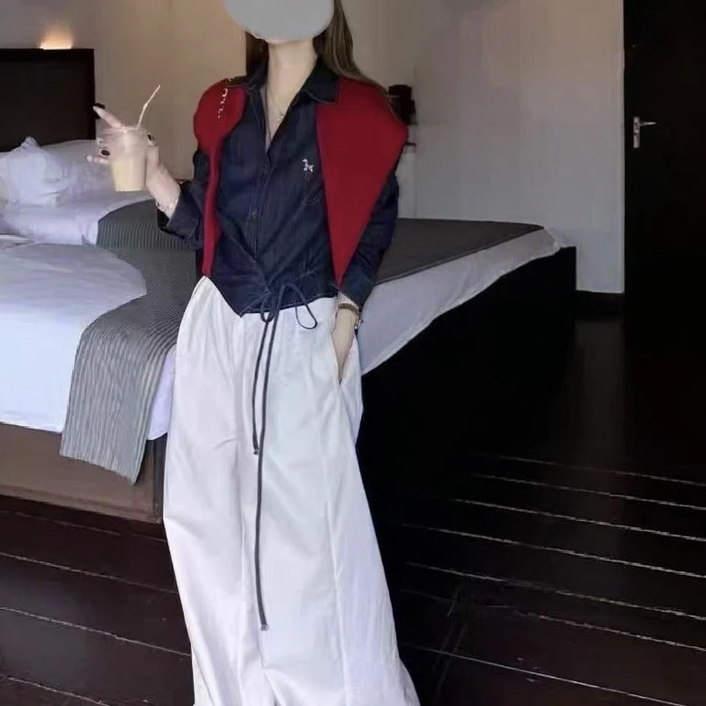 新品推荐时尚潮流秋款韩版带红色披肩时尚百搭牛仔衬衫长袖上衣