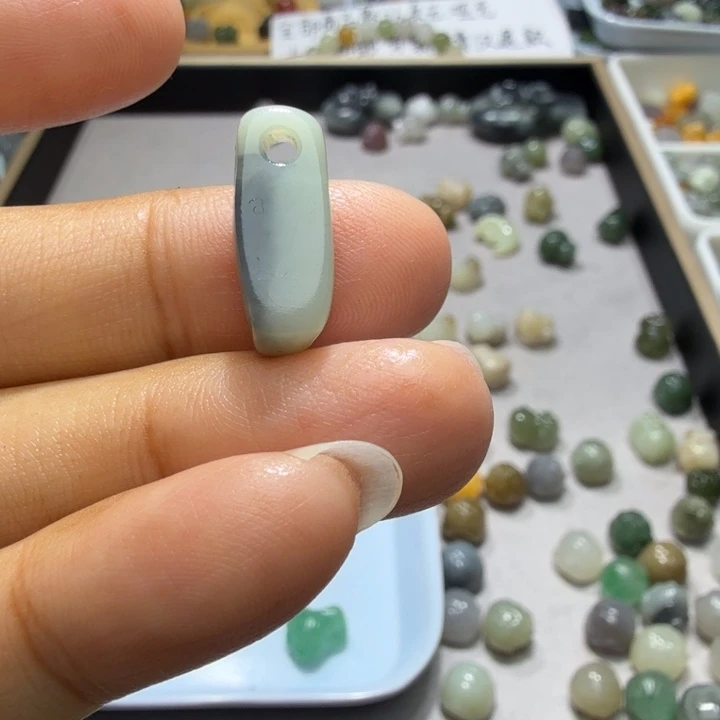 未镶嵌和田玉珠宝半成品