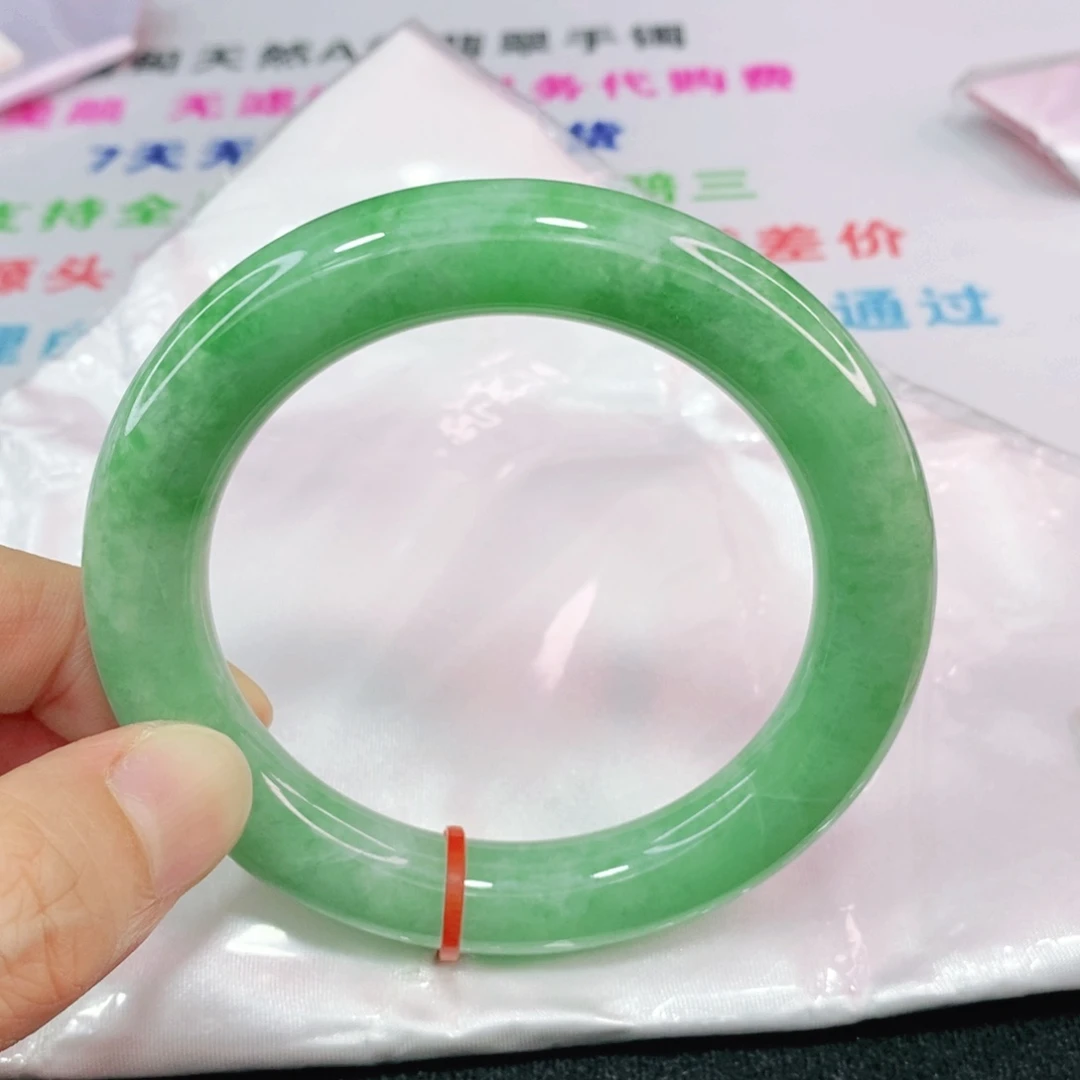 未镶嵌手镯翡翠56.6圈口圆条