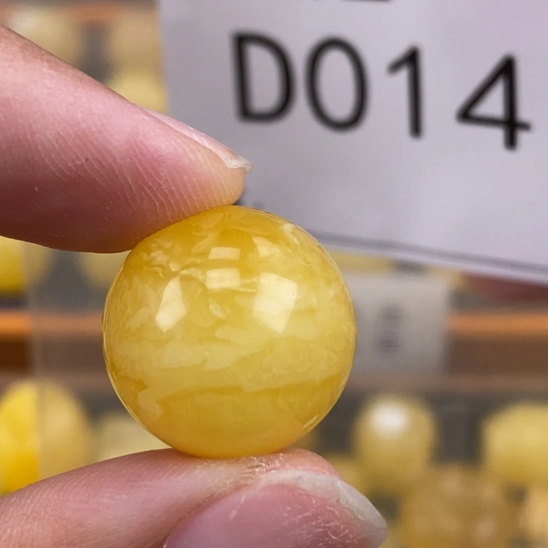 琥珀未镶嵌珠宝奇石17.8