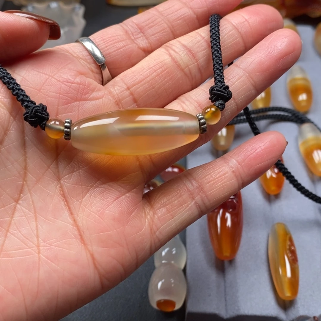 玛瑙/玉髓未镶嵌颈饰