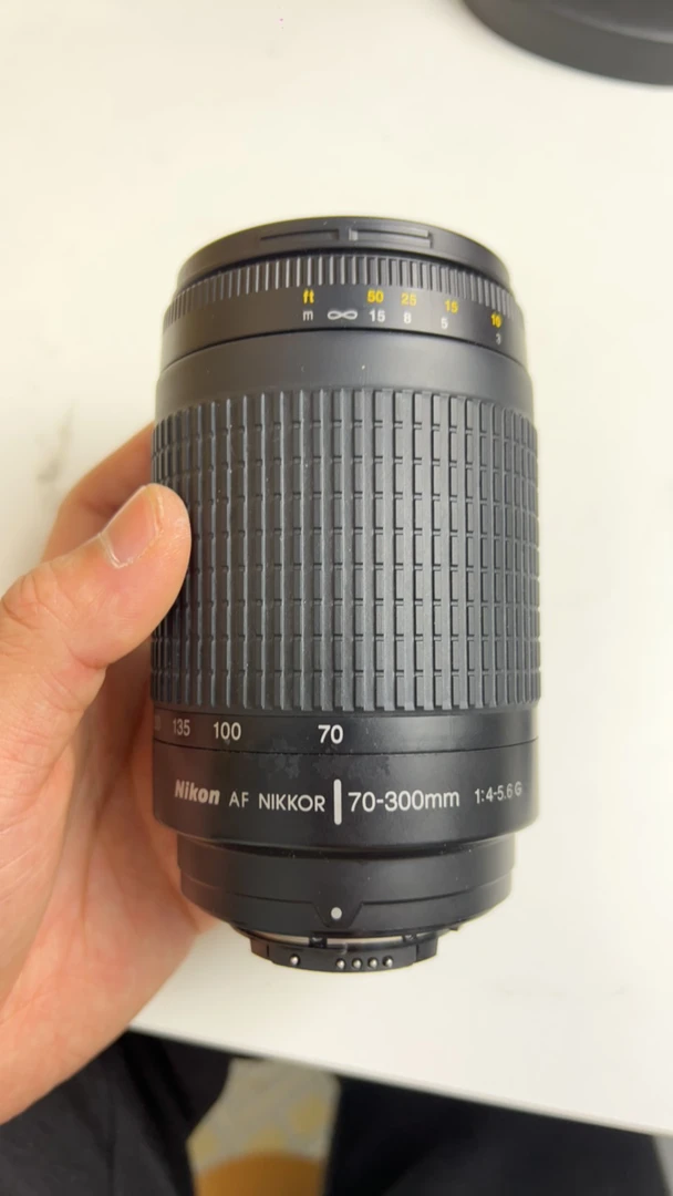 99新 Nikon/尼康 B806 f卡口 70-300mm 4-5.6光圈