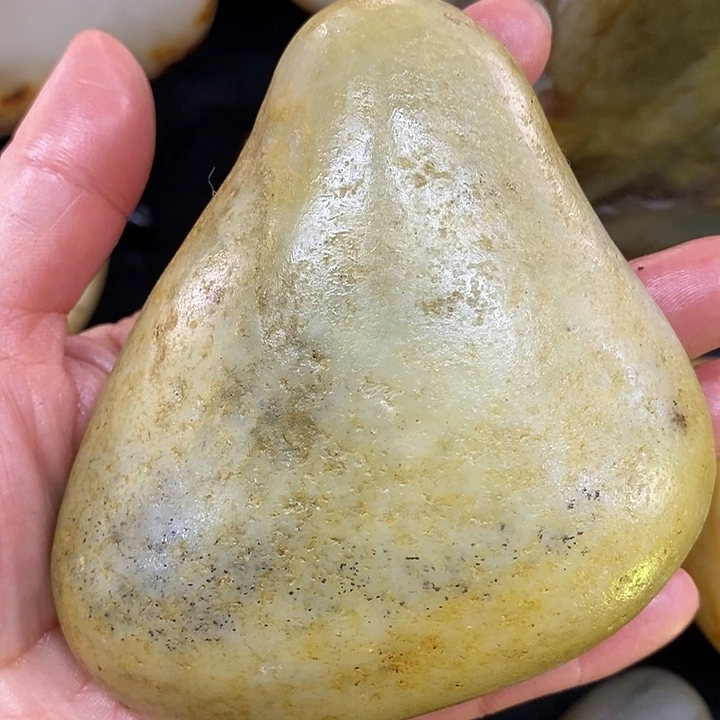 和田玉（糖玉）未镶嵌挂件