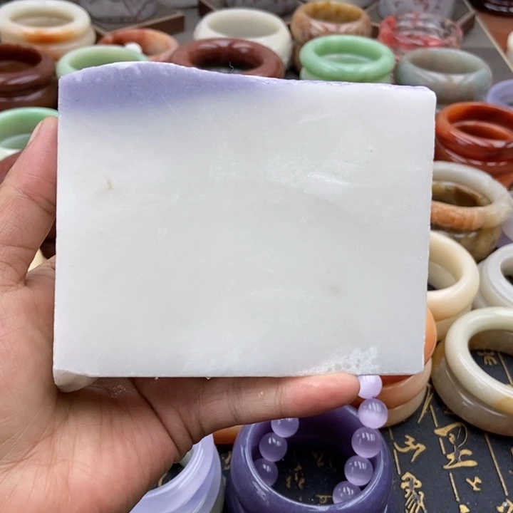 未镶嵌手镯石英岩玉
