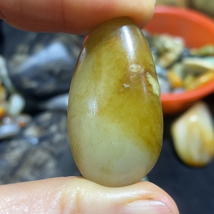 和田玉（糖玉）未镶嵌挂件