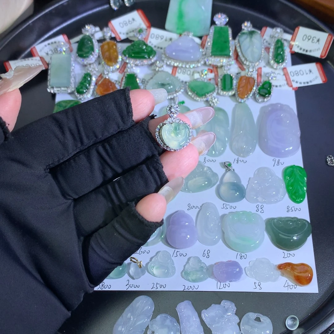 翡翠银S925镶嵌吊坠(不含链)如意锁