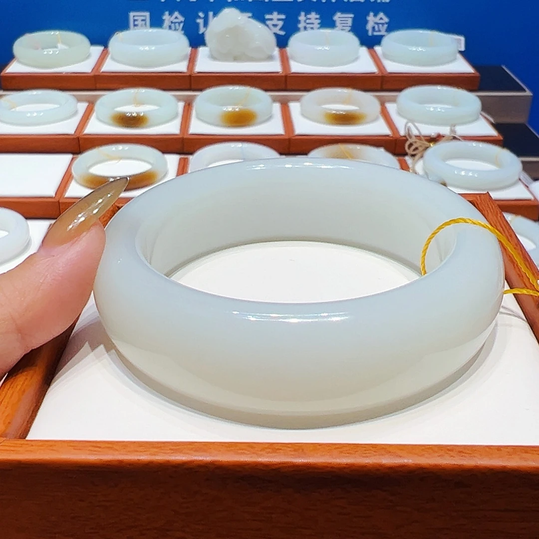 和田玉未镶嵌手镯羊脂白轮胎5758