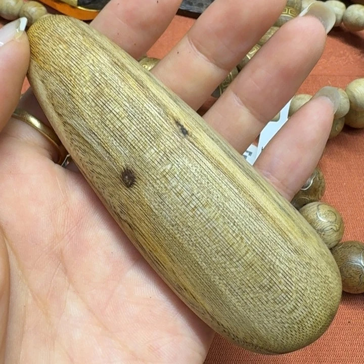 大叶紫檀（黑酸枝木类）