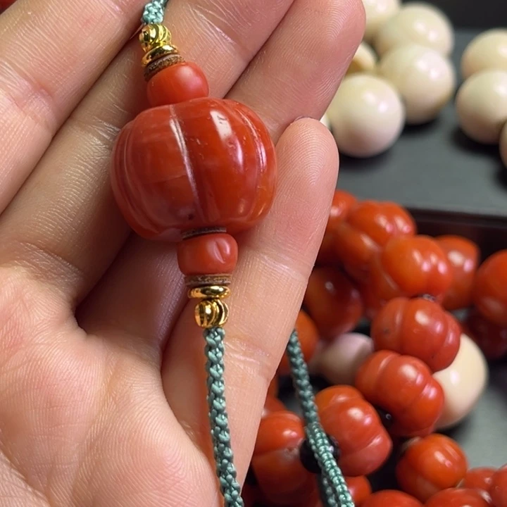 颈饰玻璃J*_琉璃……………….