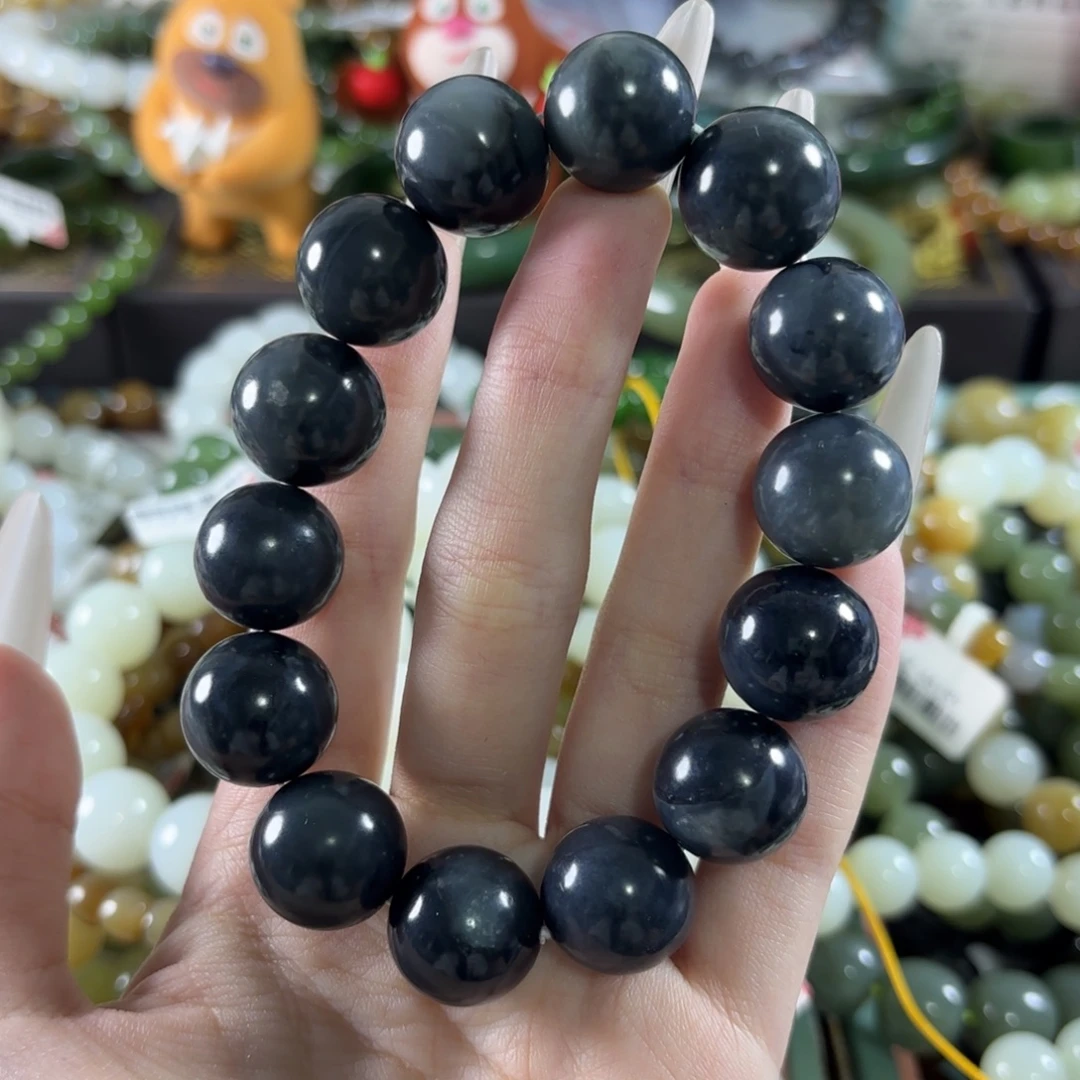 和田玉未镶嵌手链随机发一