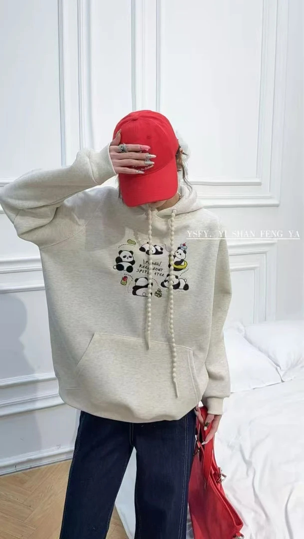 7702春款小熊猫休闲百搭帽卫衣