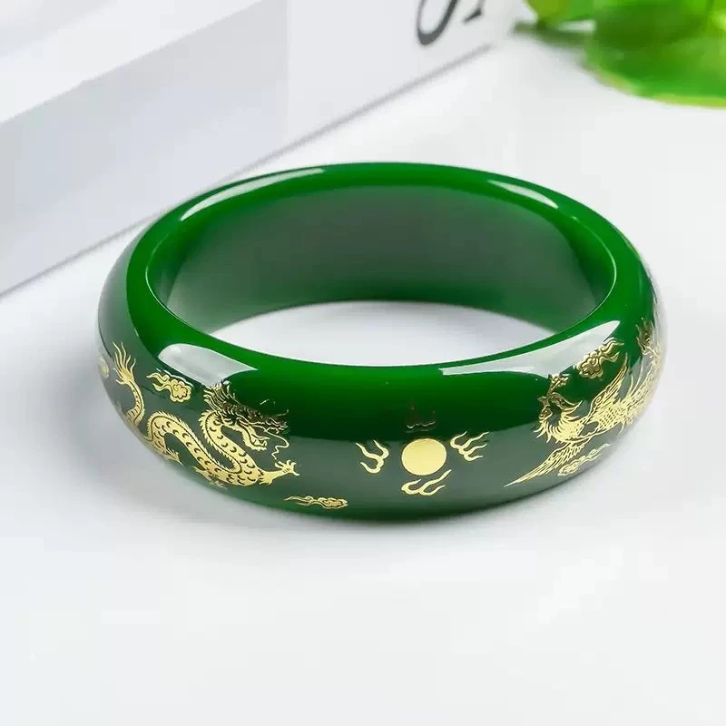 【官方甄选】新疆盛世典藏菠菜绿手镯 拍一发一
