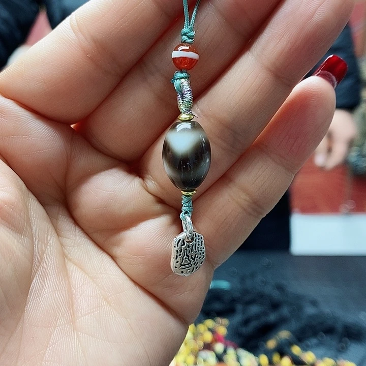 玛瑙/玉髓颈饰合金