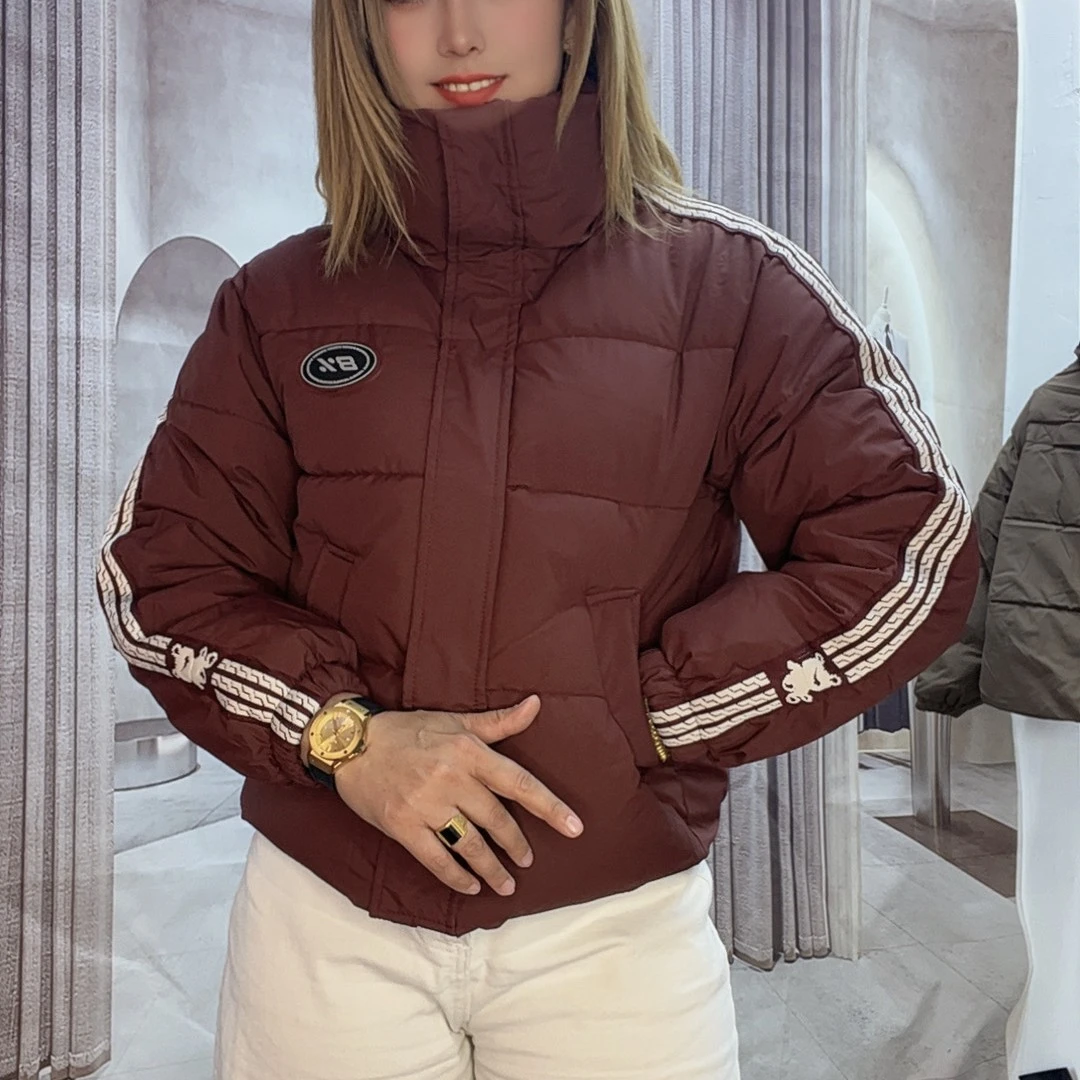 运动风条纹短款女士时尚保暖