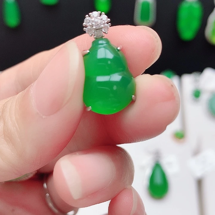 玛瑙/玉髓吊坠(赠链)银S925镶嵌