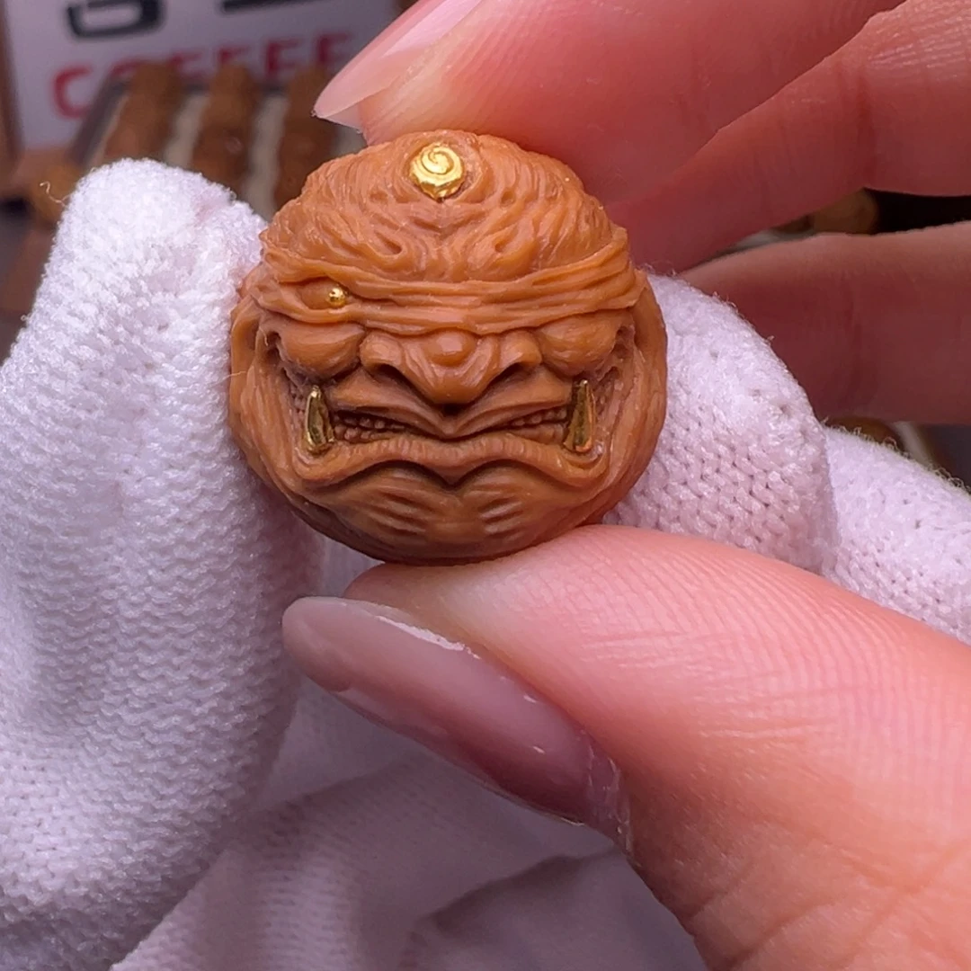 把件猴头核桃精修镶嵌金盲僧全品有正常封口线