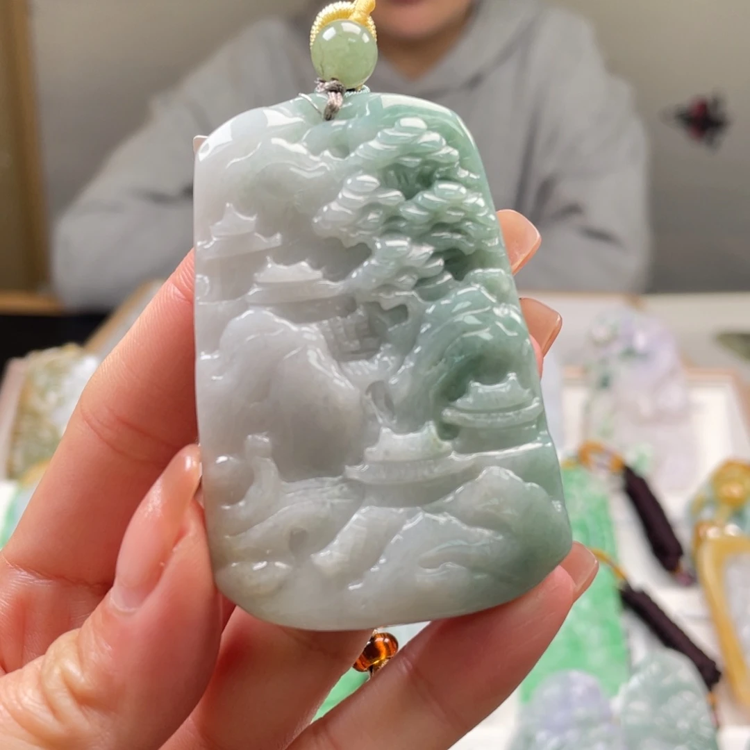 翡翠吊坠(不含链)未镶嵌