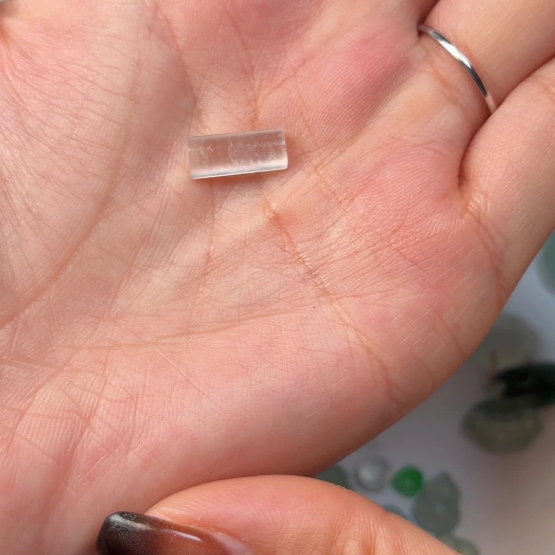 定制翡翠未镶嵌马鞍