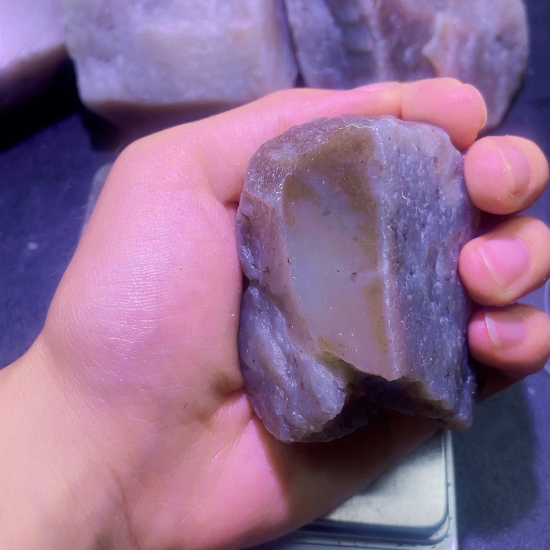未镶嵌和田玉珠宝半成品