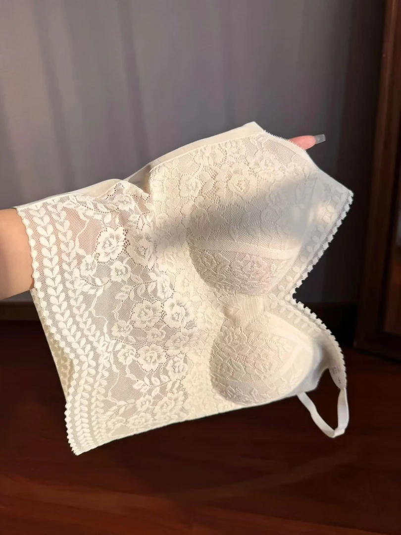 七言家蕾丝蜜桃杯！25秋新品小云肌裸感一字美背